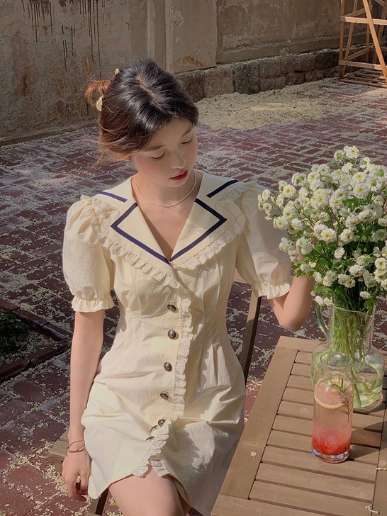 范智乔 法式海军领连衣裙女夏季泡泡袖收腰纯...