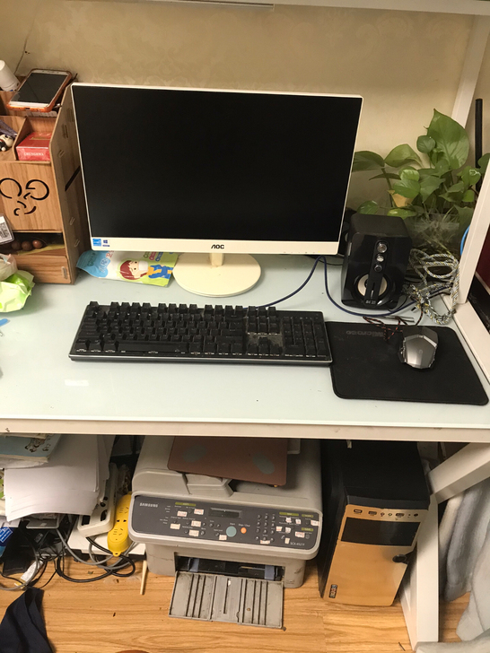 组装机台式电脑，外观比较新，爱护好，买了送...