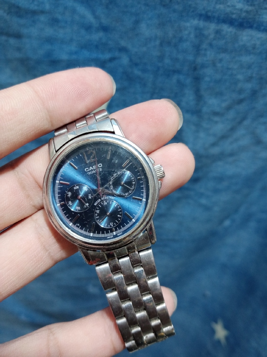 CASIO女士电子表九成新正品