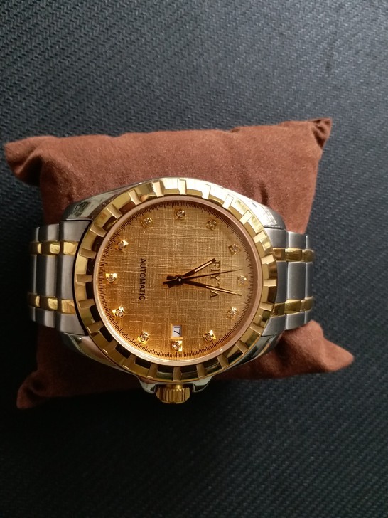 飞亚达手表，95新，带过几次，可专柜验货，...