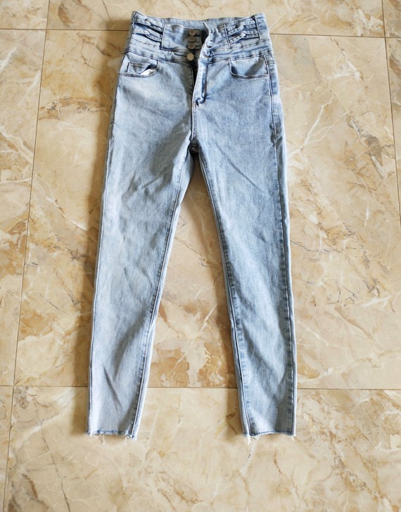 孤品清仓牛仔小脚裤牛仔高腰长裤左娜娜品牌货...