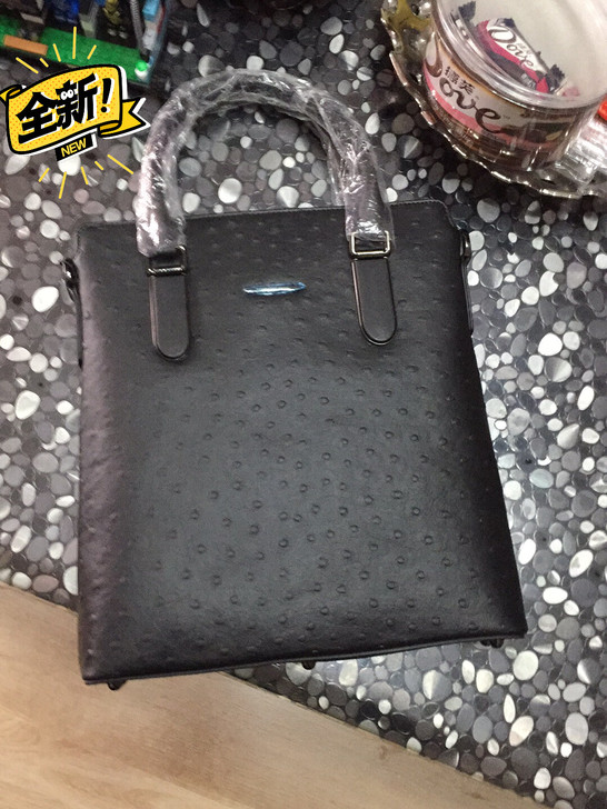 店不做了，亏本处理男士手提包，保证牛皮、因...