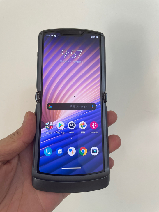 moto razr二代，摩托罗拉moto刀...