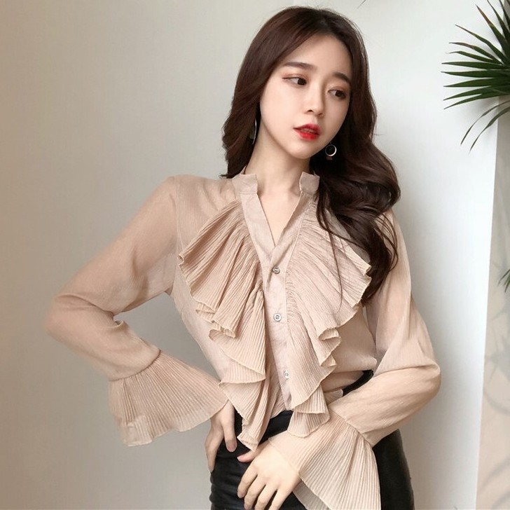 雪纺衬衫，里面带金线，质量特别棒