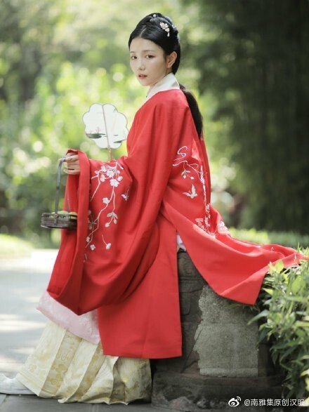 南雅集 汉服 原创 明制 披风 刺绣 春秋...