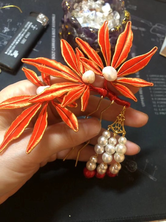 缠花枫叶小发钗-不落