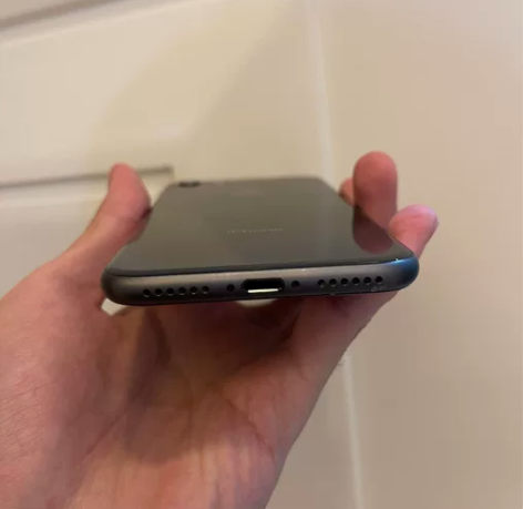 iphone 8 64G 仅更换电池 国行...