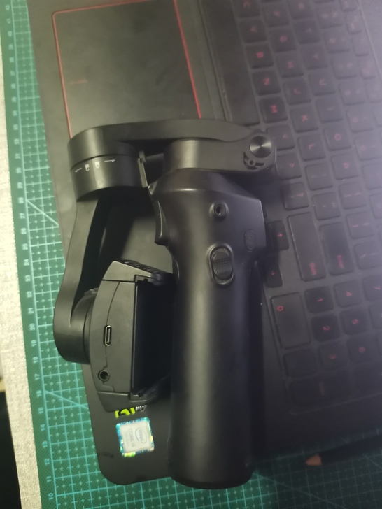 超好用的稳定器   Snoppa Atom...