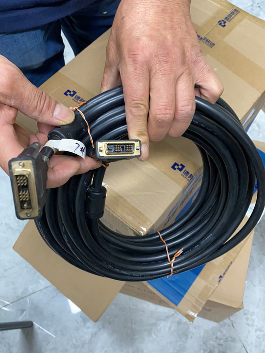 DvI线24+1的，10米的，有15条，还...