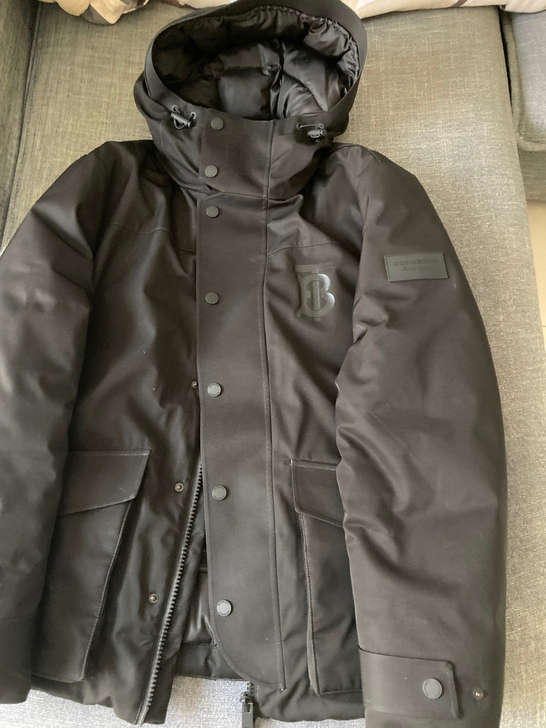 闲置,巴X丽羽绒服,185码,9新