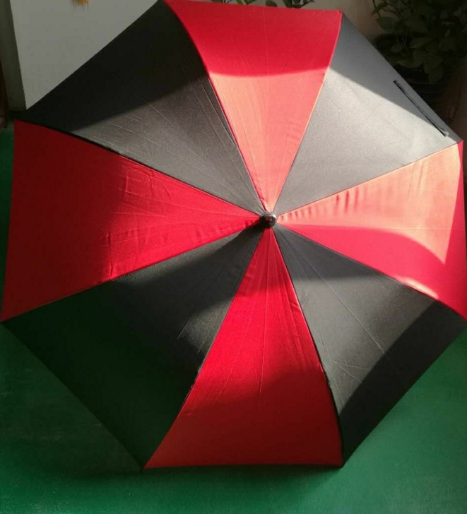 晴雨伞30寸直骨自动买一送一,是下雨天接小...
