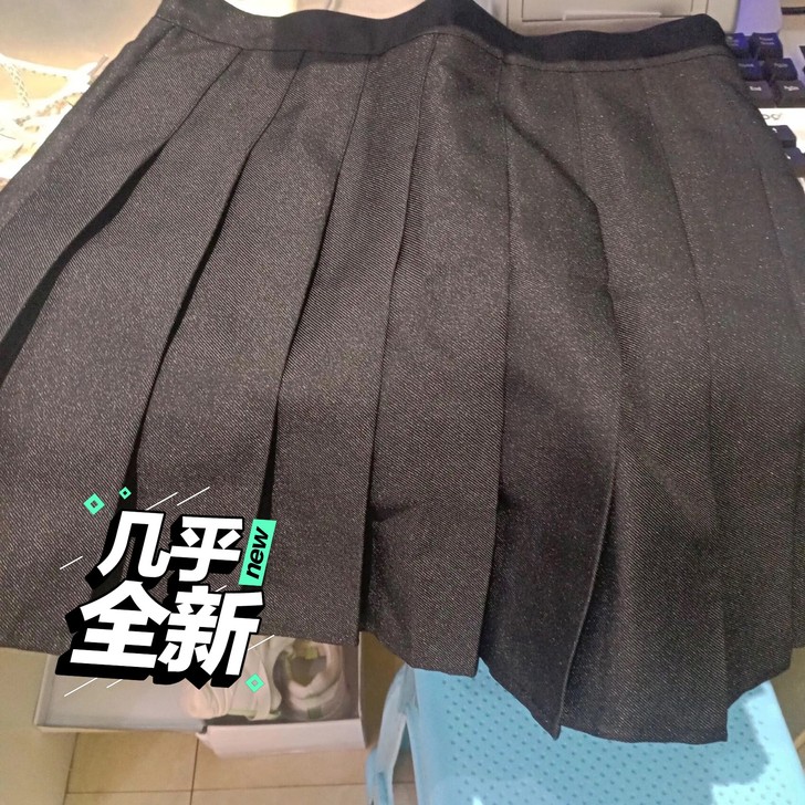 百褶裙 黑色 M码 带安全裤 全新仅试穿过