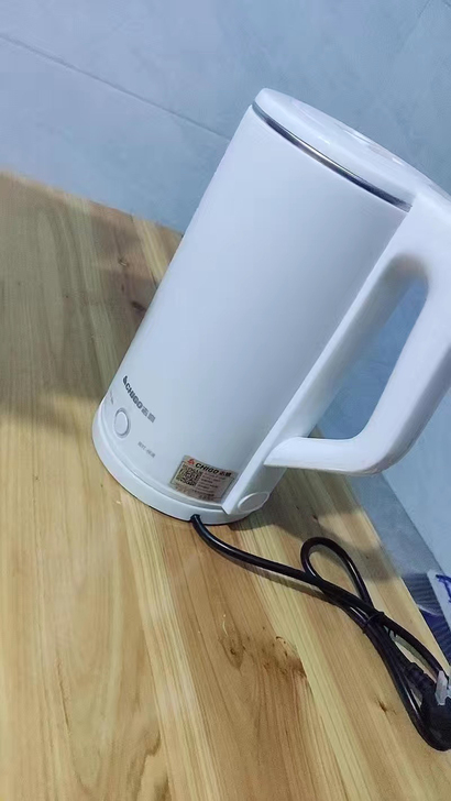 急出三个志高不锈钢防烫电热水壶