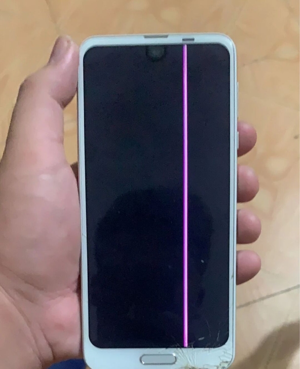 夏普r2  845  屏幕坏了换屏幕就可以...