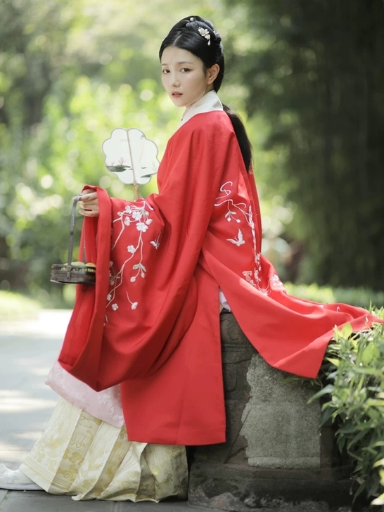 南雅集 原创刺绣明制 中国风秋冬汉服 女...