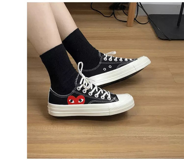 全新男女红心大眼睛平底帆布鞋板鞋增高女鞋休...