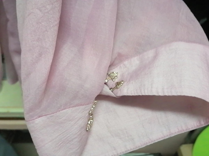 出L码熠耀藕粉，猛塞礼物，及时确认可返5r...