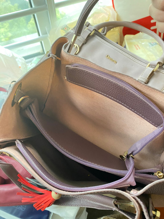 单肩手提两用包包，九成新