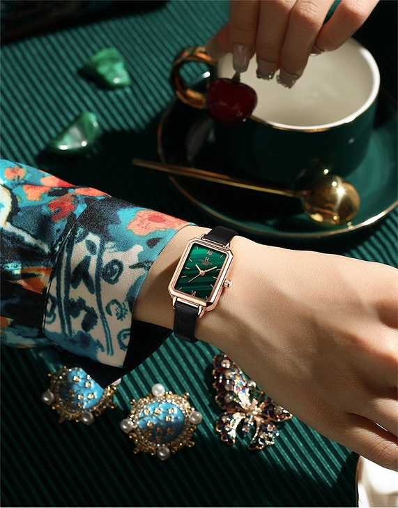 闲置物品不要了，瑞之缘品牌手表女热卖网红小...
