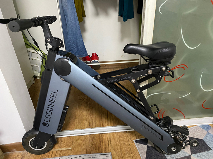 品牌型号 卡西威尔折叠电动车，8成新，使用...