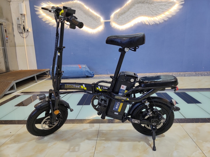 我姐自己上下班用的，因为更换工作原因打算卖...