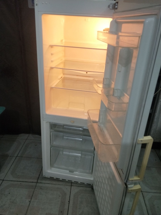 可送货.西门子双门冰箱，160升，旧了点，...