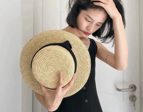 全新 博主凹顶草帽  平顶草帽女夏季防晒遮...