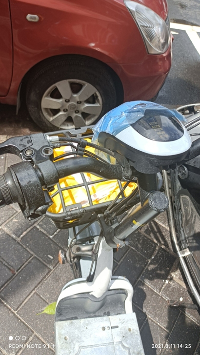 哈啰电动车,手机智能控锁。距离远也没能控。...