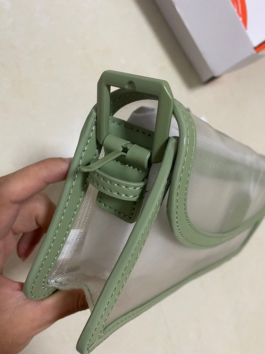 透明包皮的地方牛材质，有两个，便宜出，全新