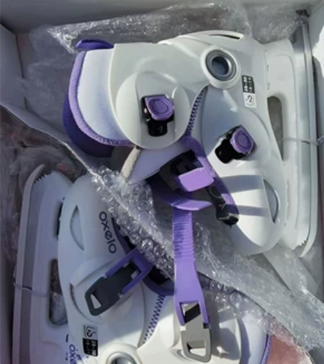 滑冰鞋，可调节三个尺码，小朋友穿过几次，尺...