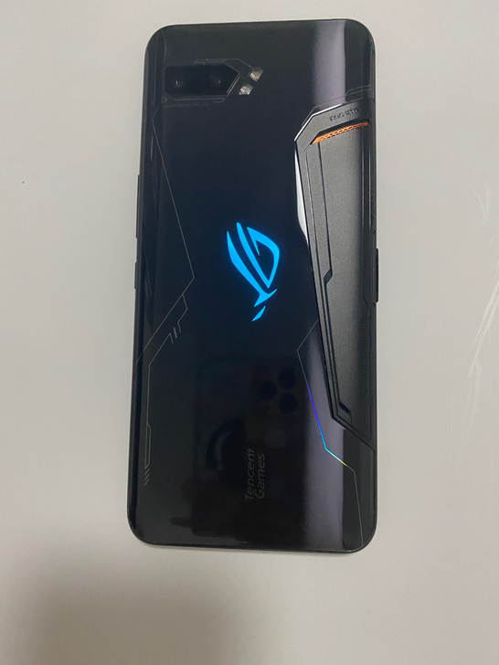 华硕 ROG  游戏手机2  8+128 ...