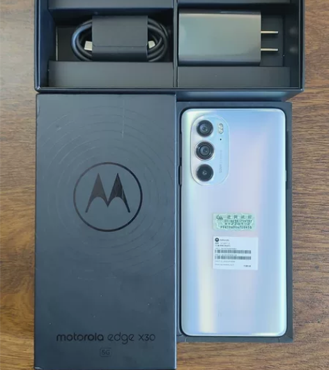 准新机 摩托罗拉moto edge X30...