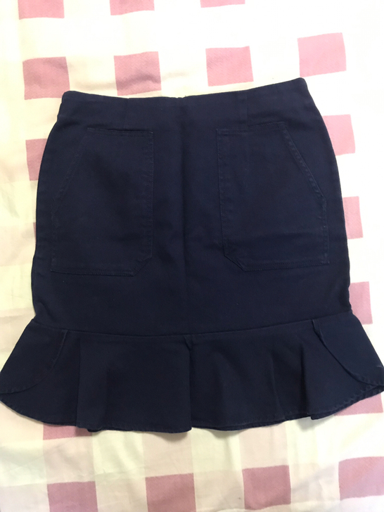 C##amp；amp；A 荷叶裙半身裙 M码