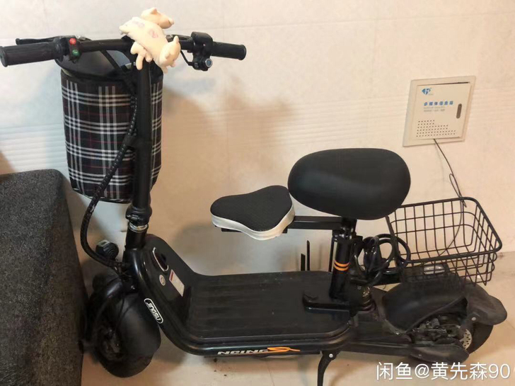 静速迷你电动车,宽轮子的比自行车电动车稳多...