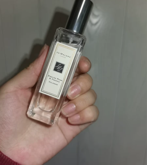 祖马龙香水30ml 余量如图，朋友送的  ...