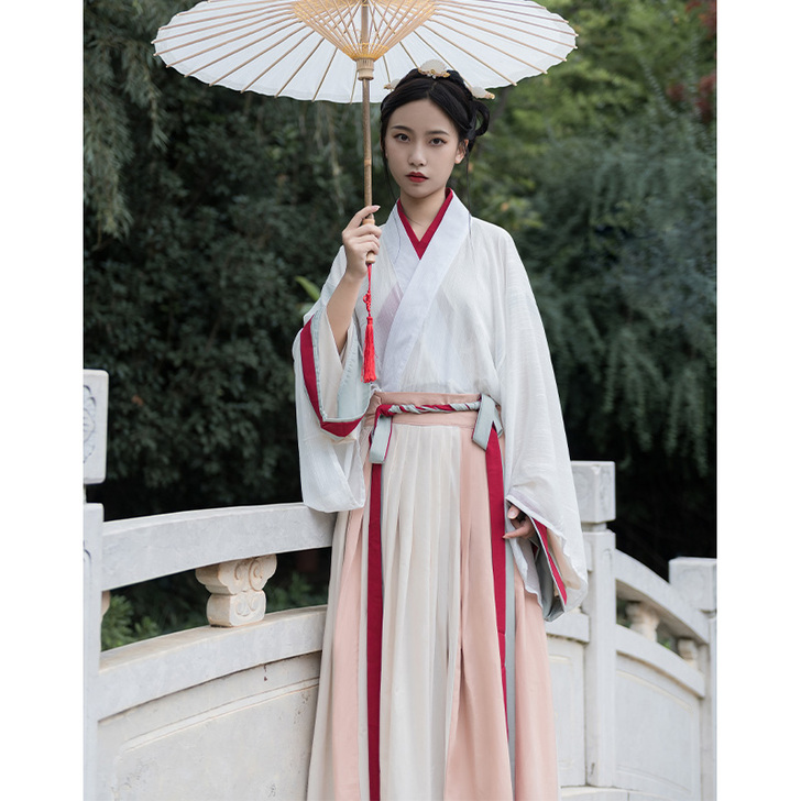五五年 秋色 晋制汉服 显瘦