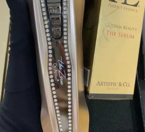 闲置宙斯五代美容仪 全新未拆封的 前男友送...