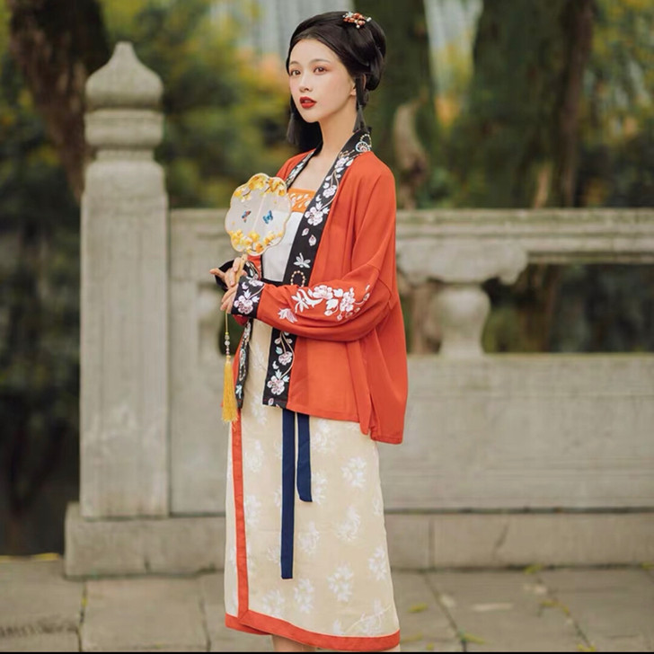 仙楚姬原创汉服【初欢】宋制汉服,超显瘦,像...