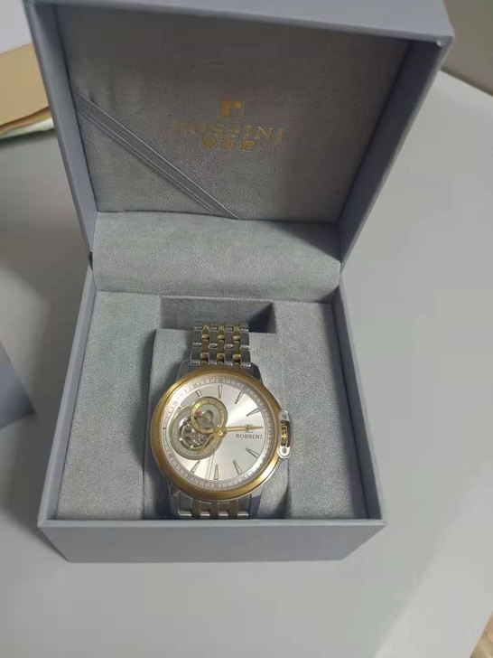 罗西尼手表,和天王手表一个档次的表,机械款...