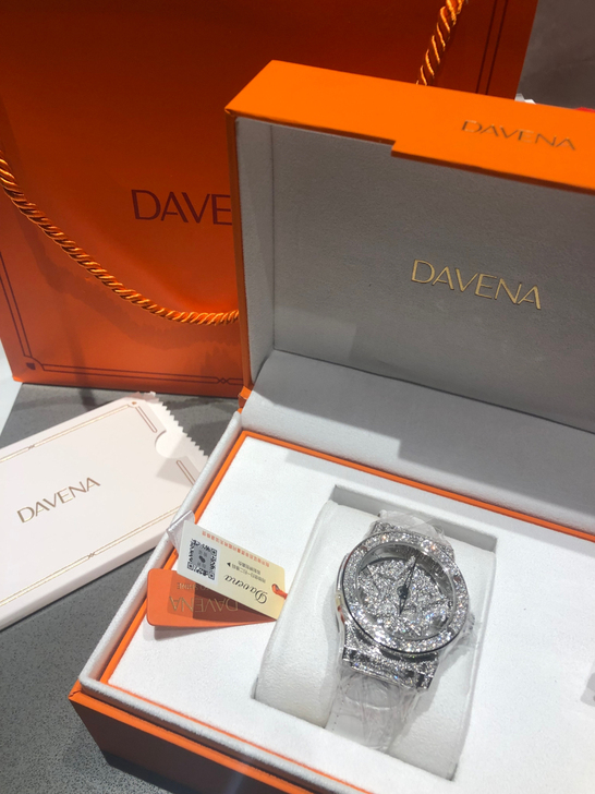 全新 正品 私聊看细节 非真假问题不退不换