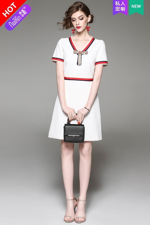 欧美学院风修身潮明线修边A字纯色裙/全国包邮