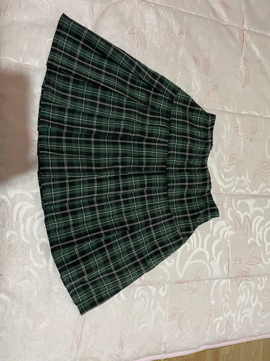 三幅半身裙s码太大了上了松紧带还是大便宜出了