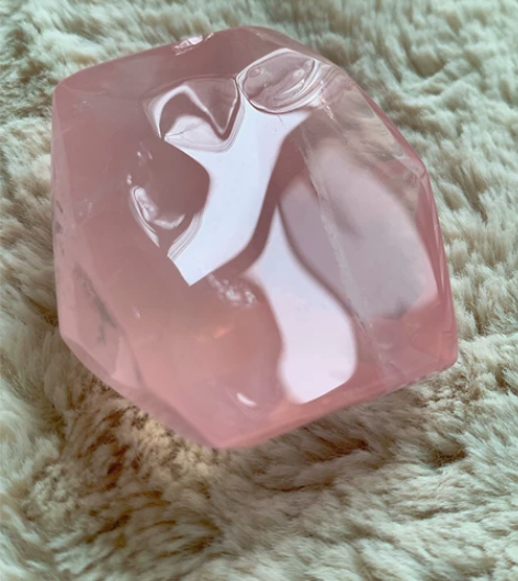 莫粉粉晶原石水晶原石粉阿塞 标价售价。82...