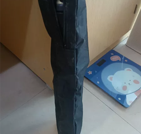 画架，钛合金材质耐用，可升缩调节，顺滑 感...