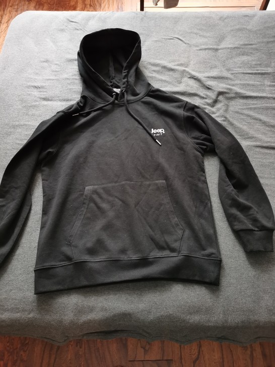 全新吉普男士黑色连帽卫衣      全新吉...