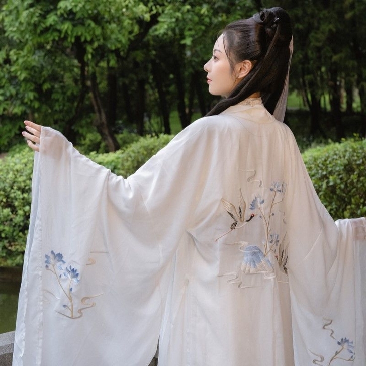 清梳绣花褙子长衫xd价