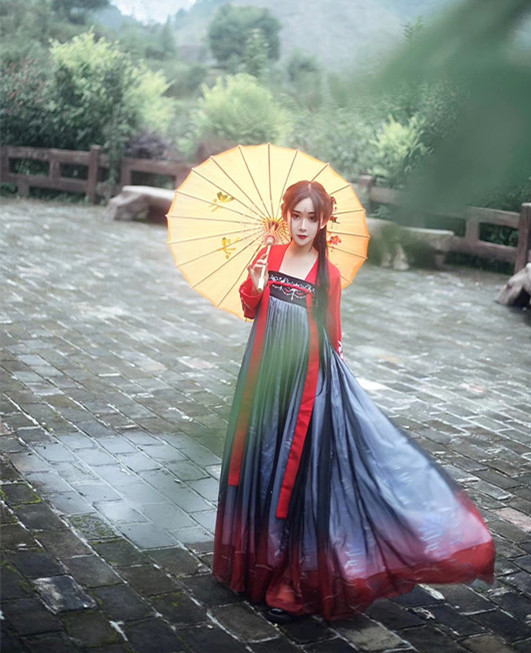 汉服,妹妹的,只穿过一次,包括自己购买的配饰
