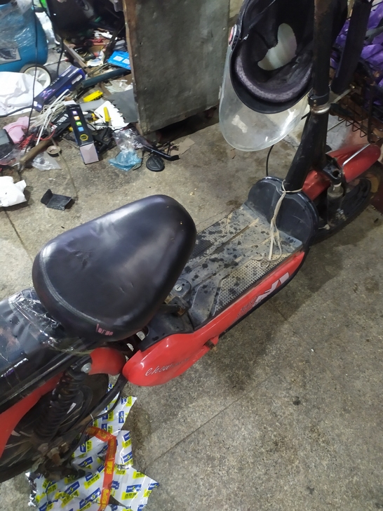 想换辆新车，主要是我想跑的远点！车子纯电能...