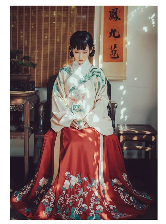 【汉服出租】正品正品！钟灵记凤来仪交领汉服...