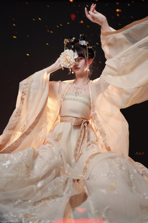 【出租】*羽鸟绘* 无妄亭 原创汉服 唐制...